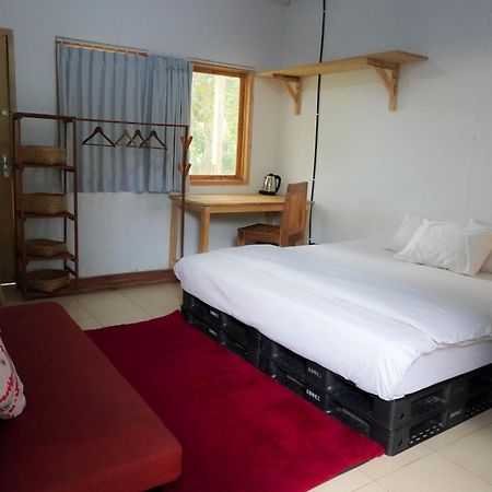 Ostello Lotide Surf Camps Lombok Kuta  Esterno foto